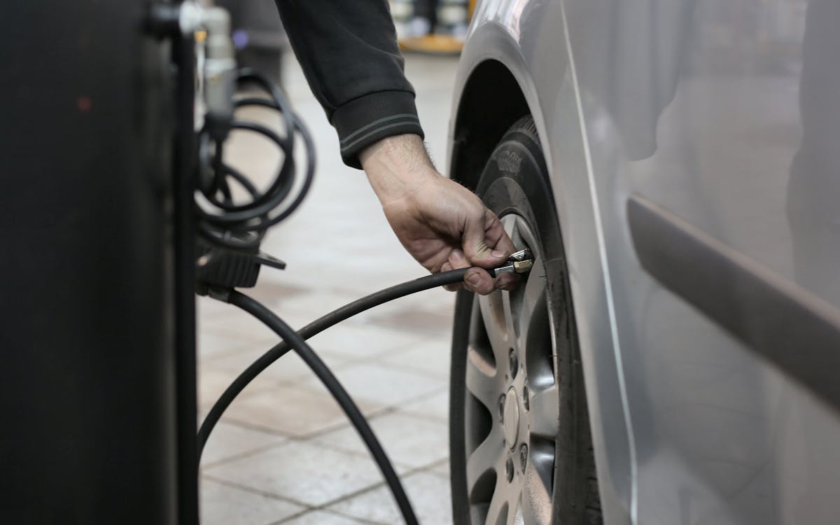 車用電動空気入れのイメージ